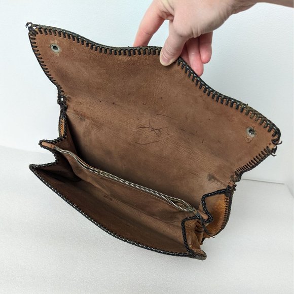 Vintage Mid Century Handtooled Leather Floral Clutch Tan - Picture 6 of 8